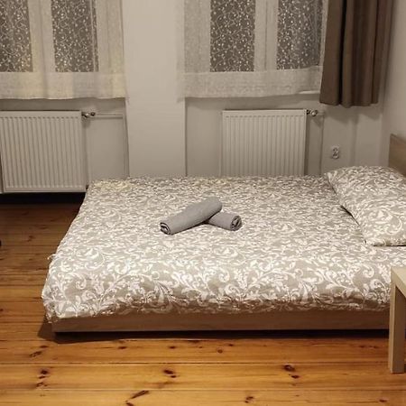 Апартаменты Lilia House Познань Экстерьер фото