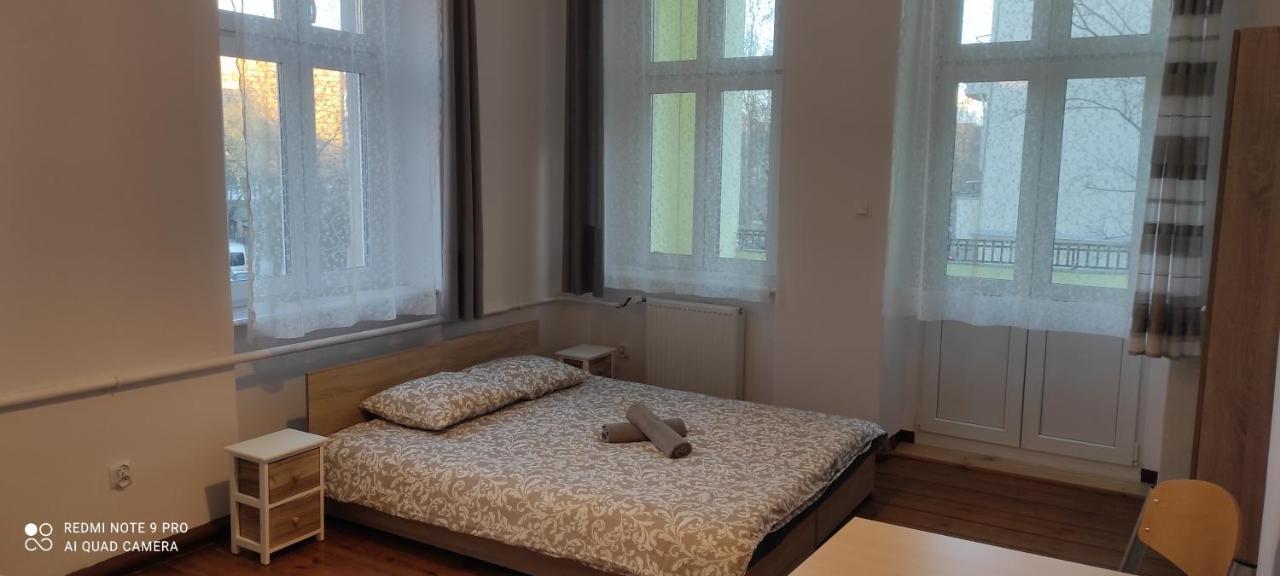 Апартаменты Lilia House Познань Экстерьер фото